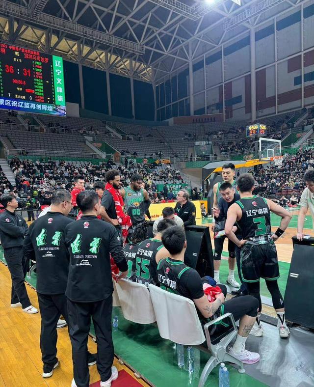 包含今夜突围战来临，辽宁本钢围绕NBA季后赛状态回暖，管理层满意，赛程密集仍需轮换的词条