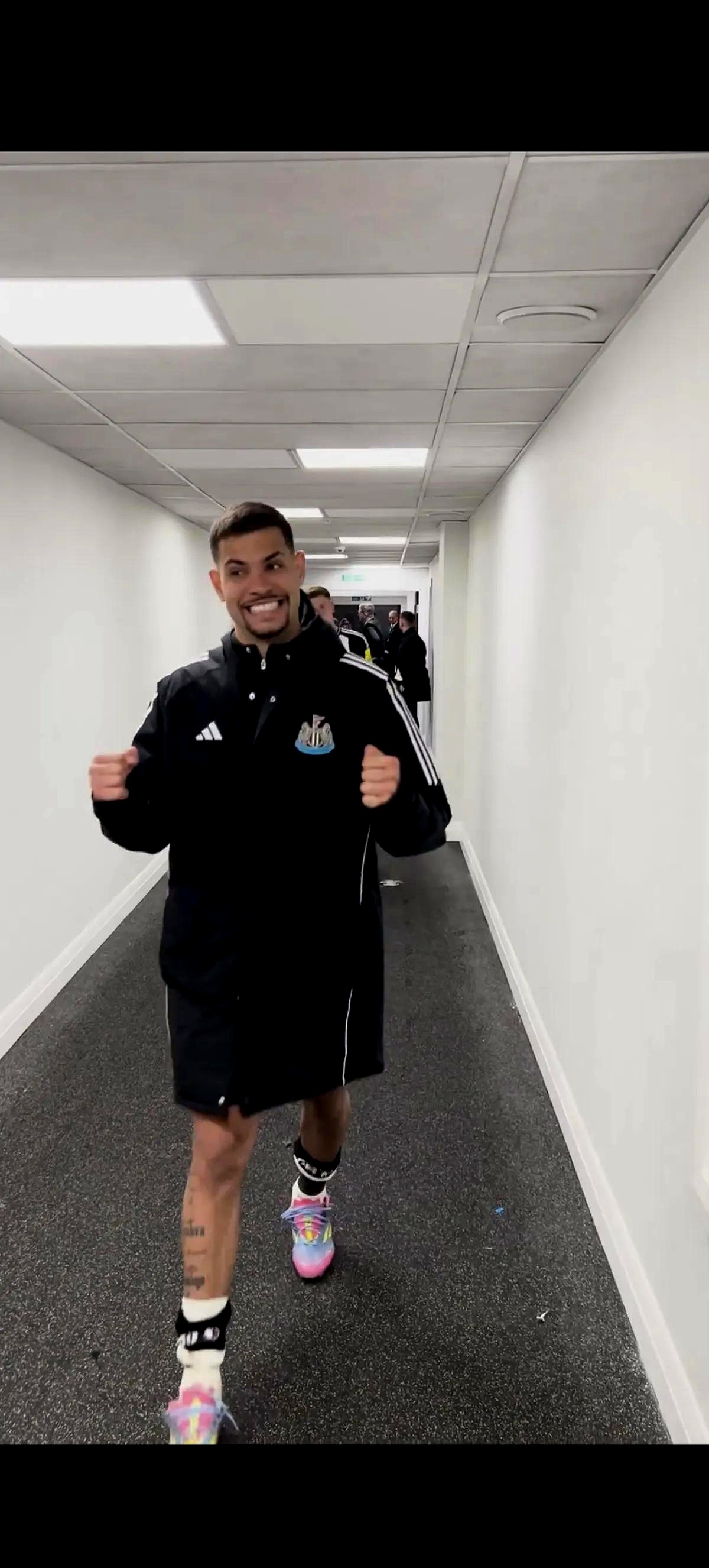 ng28-纽卡斯尔发布备战花絮,冲刺阶段内部沟通,西甲任务艰巨,年轻球员得到机会的简单介绍