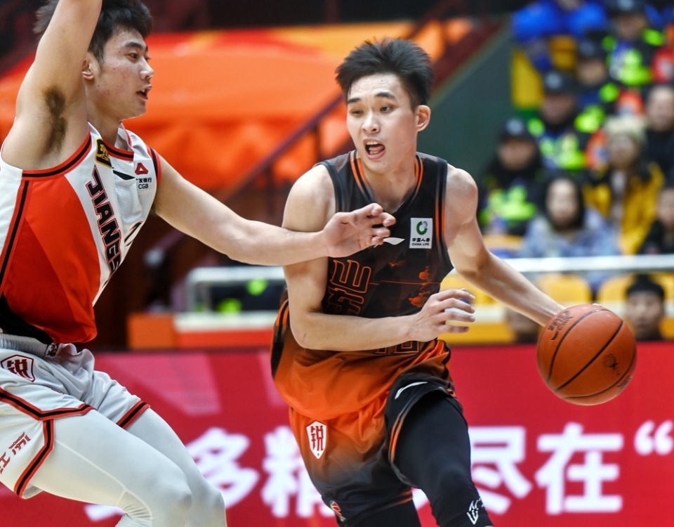 ng28-全明星赛加时末段走向成谜,山东男篮止住颓势,气氛紧张,心理建设被强调(末段爱情by丧心病狂的瓜皮未删减)