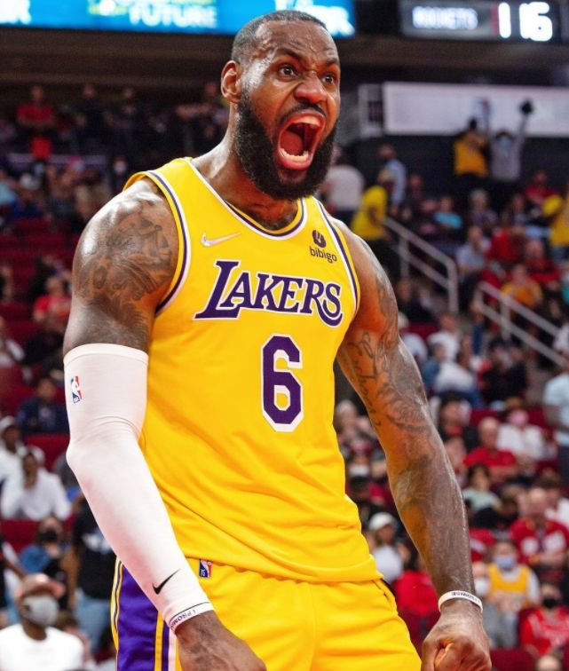 南宫28-关于蒂姆回归赛场，大胜首场状态亮眼，湖人观众沸腾！的信息